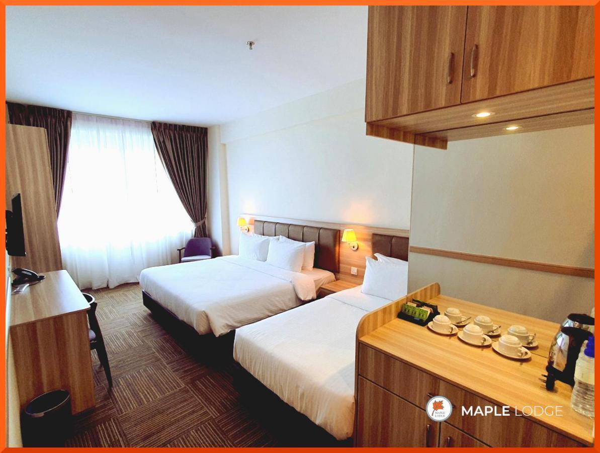 Maple Lodge Batu Pahat Exterior foto